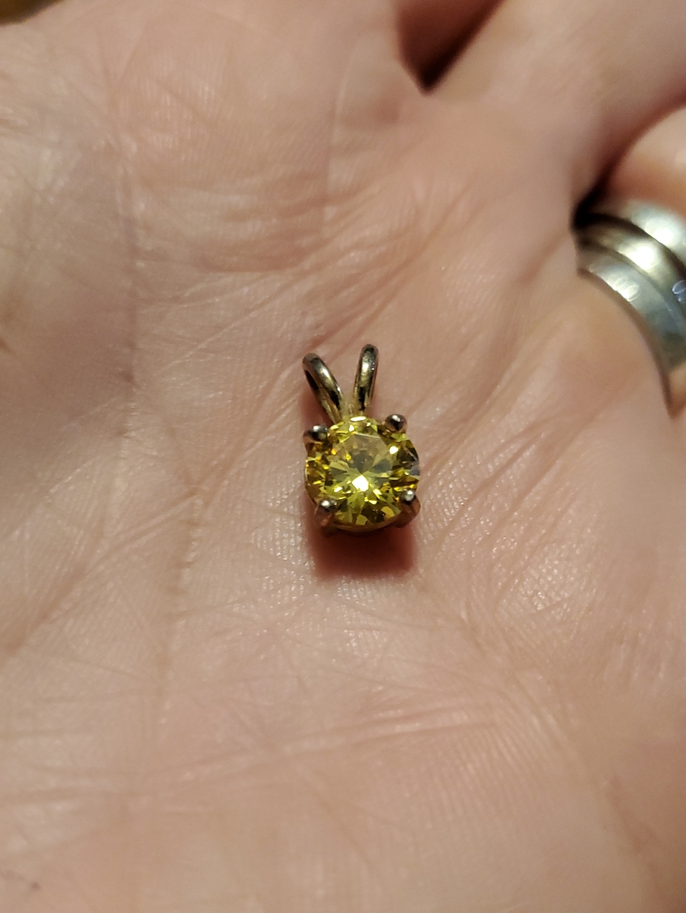 Round-Cut Citrine Pendant 925 Silver - Picture 3 of 5